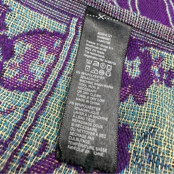 Huge Purple and Light Blue Paisley Scarf Wrap - Picture 10 of 11